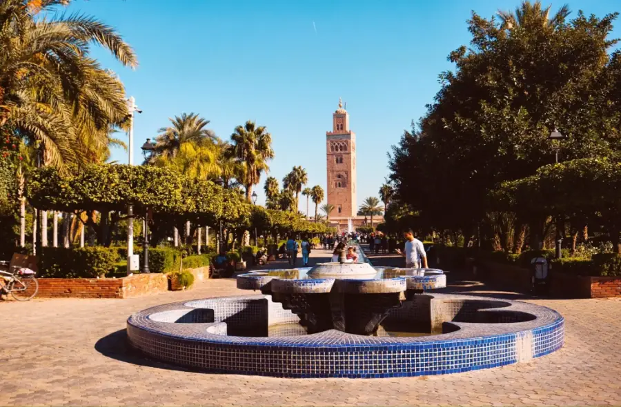 excursion-marrakech-souks-tour-medina-crafts-moroccan-traditions.webp