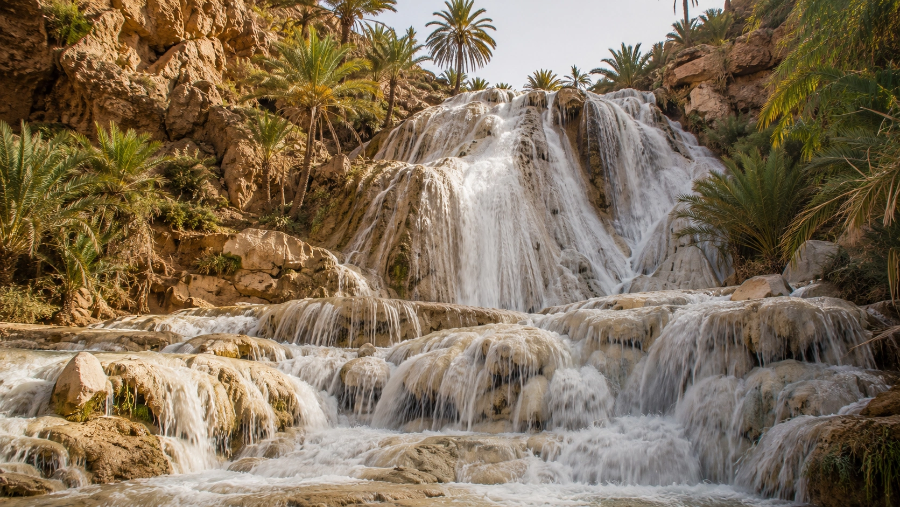 imouzzer-petrified-waterfalls-brides-veil.webp